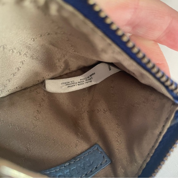 Talbot's Two Toned Blue Leather Card Case Zip Wallet Pouch Front Pocket - Picture 5 of 7